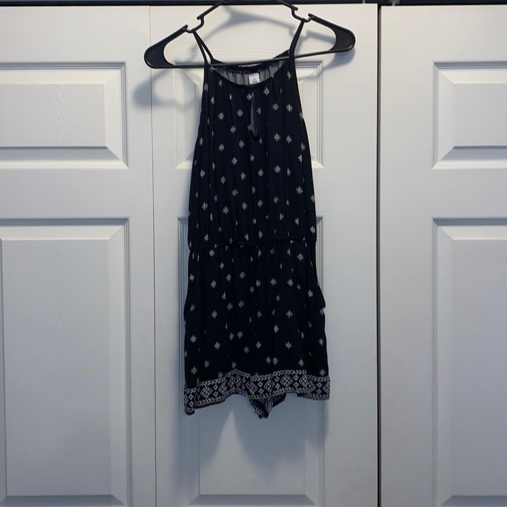 Black patterned romper